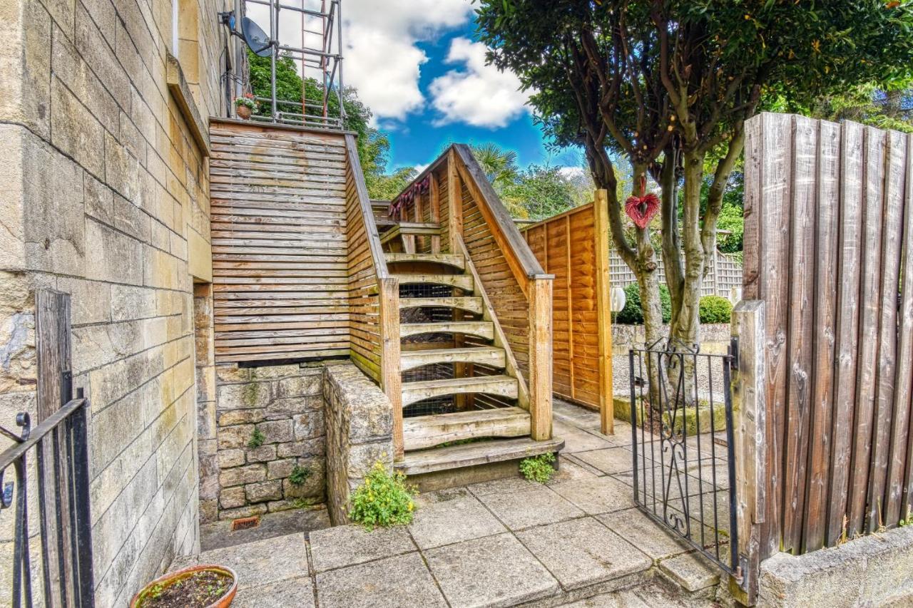 2 Bedroom Apartment In Bath City Centre With Garden & Free Parking Exterior photo
